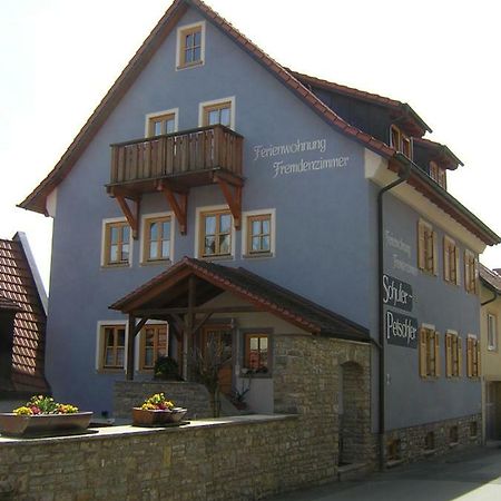 Schuler-Petschler Apartment Obereisenheim Exterior foto