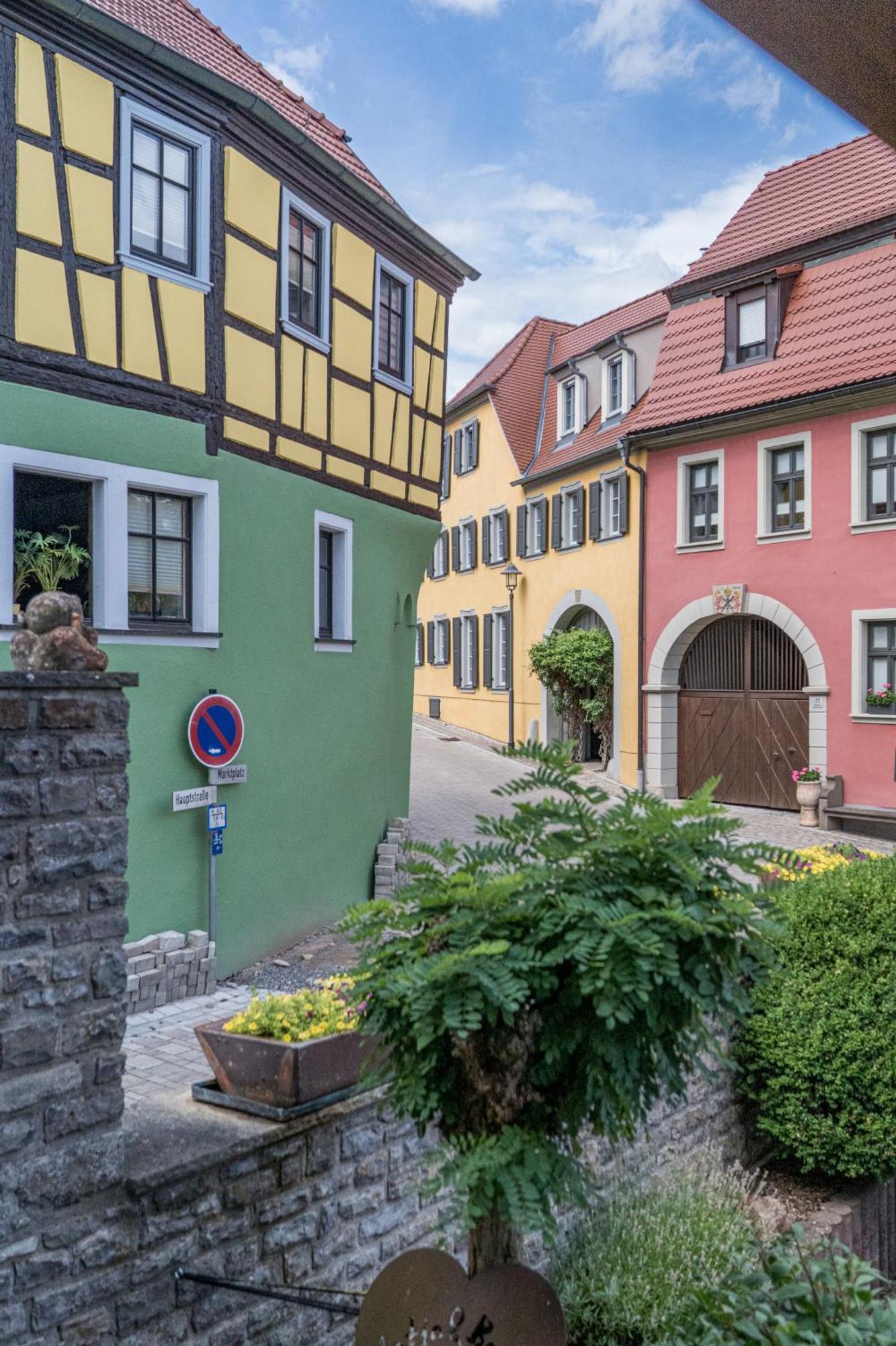 Schuler-Petschler Apartment Obereisenheim Exterior foto